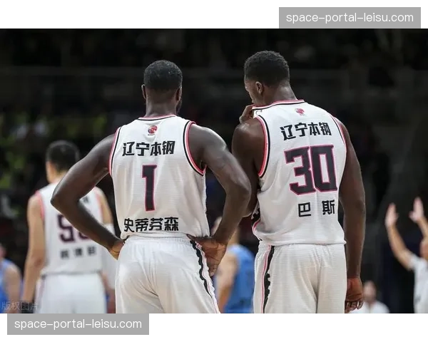 山东高速报价后卫戴维恩·沃伦,寻求外援最后调整 山东高速报价后卫戴维恩·沃伦,寻求外援最后调整