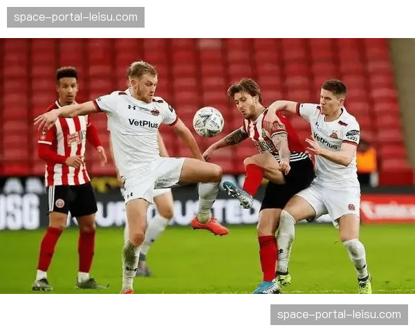 保级生死战前瞻:卢顿与伯恩利直接对话,输家或跌入降级区 保级生死战前瞻:卢顿与伯恩利直接对话,输家或跌入降级区